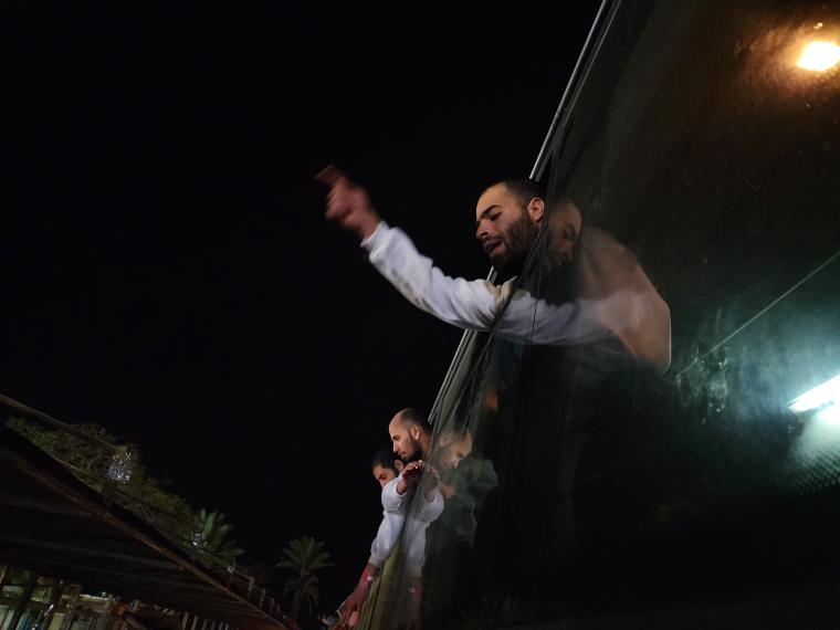 الإفراج عن أسرى فلسطينيين ضمن الدفعة السابعة (10).jpeg