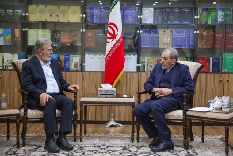 لقاء النخالة مع على أكبر ولايتي