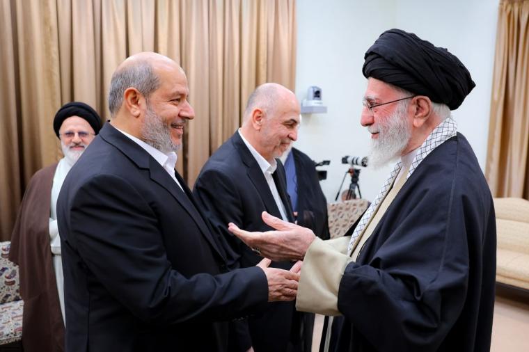 القائد خامنئي يلتقي برئيس وأعضاء قيادة حماس