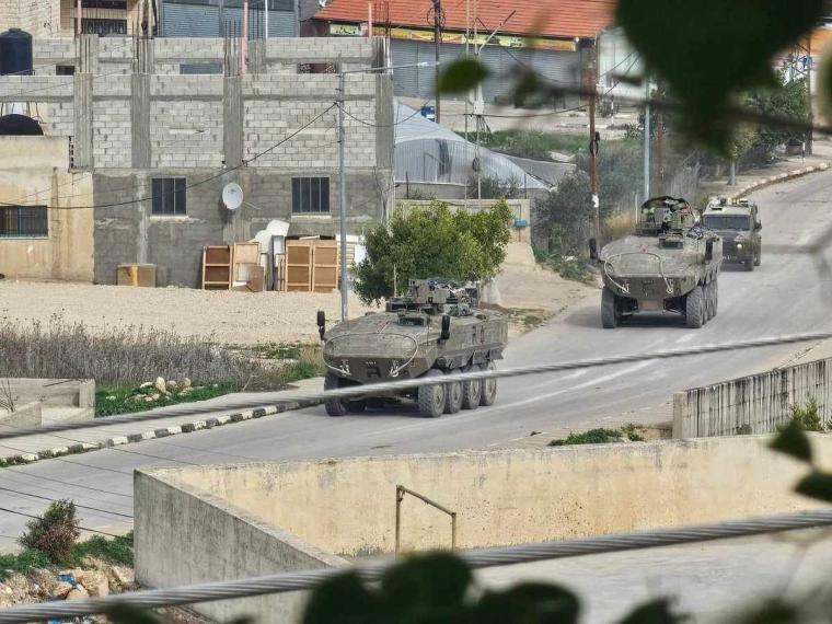 الاحتلال يستخدم مدرعات ثقيلة في طمون