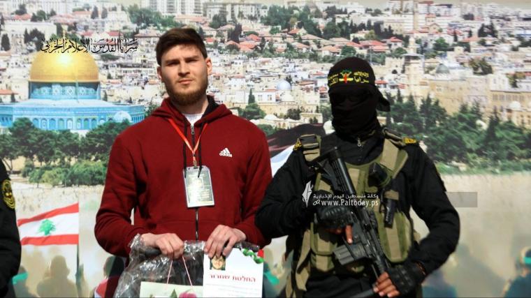 سرايا القدس تنشر صوراً من تسليم الدفعة السادسة من أسرى العدو (3).jpeg