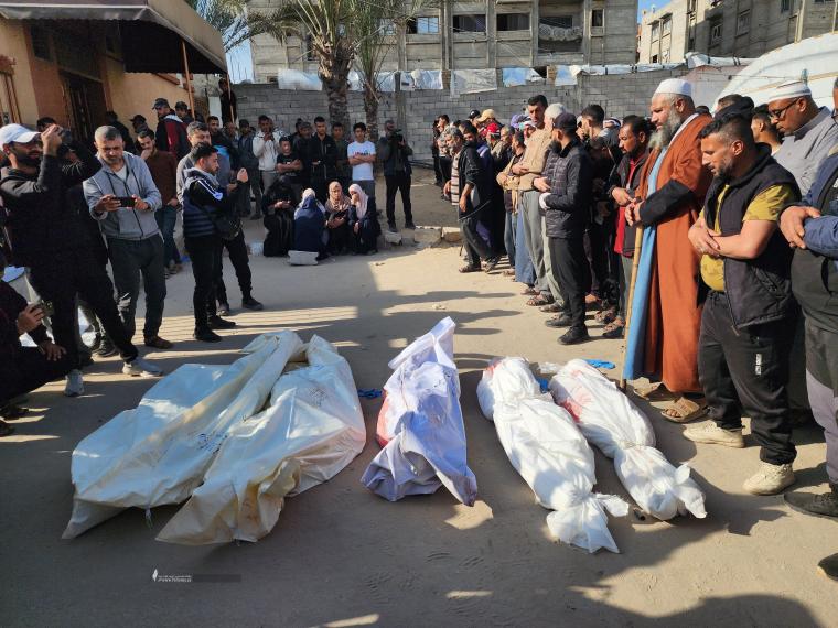 وداع شهداء القصف الصهيوني على خانيونس  (6).jpeg