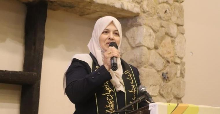 أسماء عبد العال