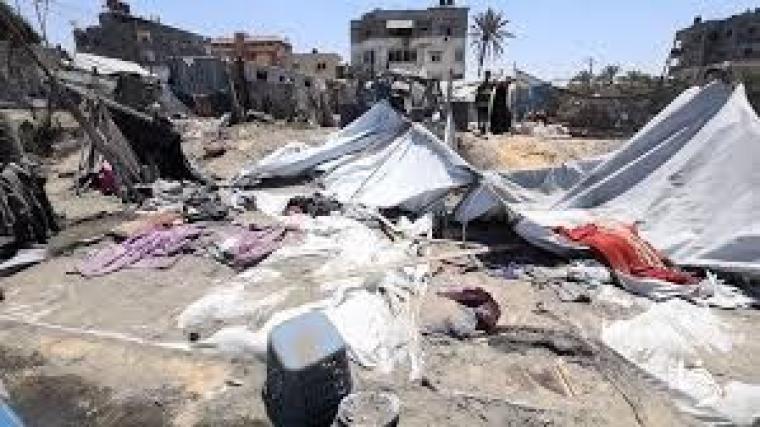 قصف خيمة تؤوي نازحين في غزة