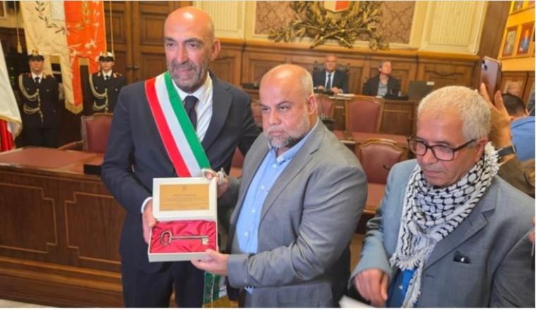 بلدية باري تمنح الصحفي الدحدوح أرفع وسام في إيطاليا لتغطيته حرب غزة