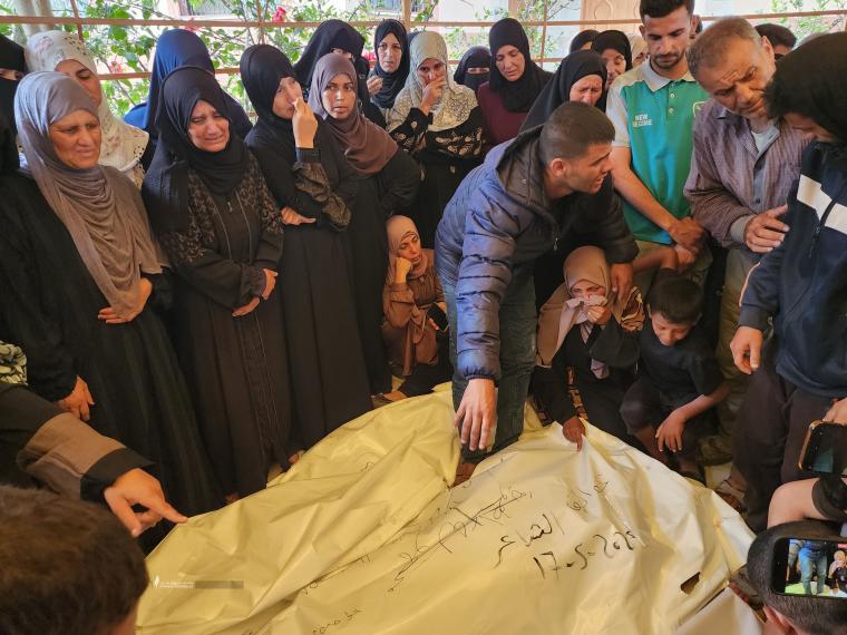 وداع كوكبة جديدة من شهداء القصف على خانيونس (7).jpeg