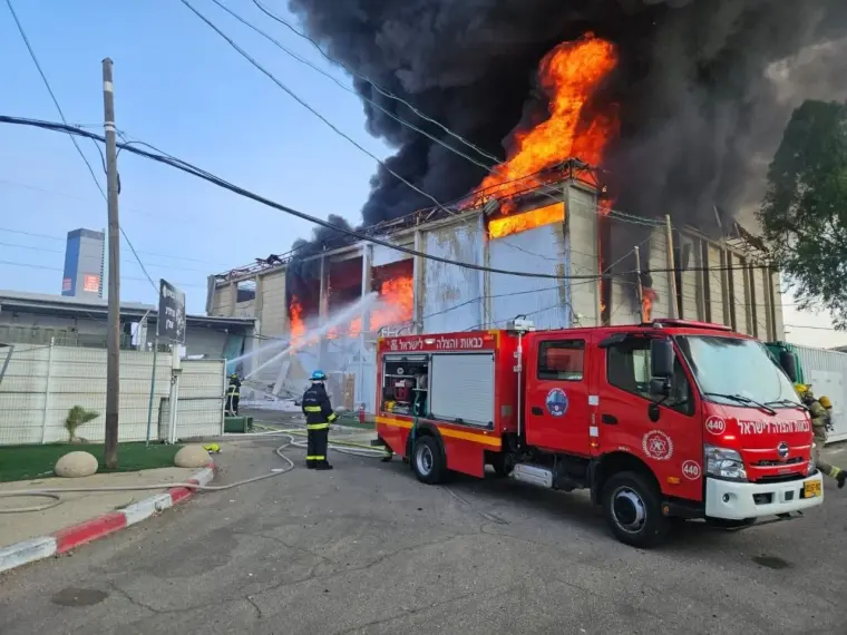 قصف إيران على إسرائيل