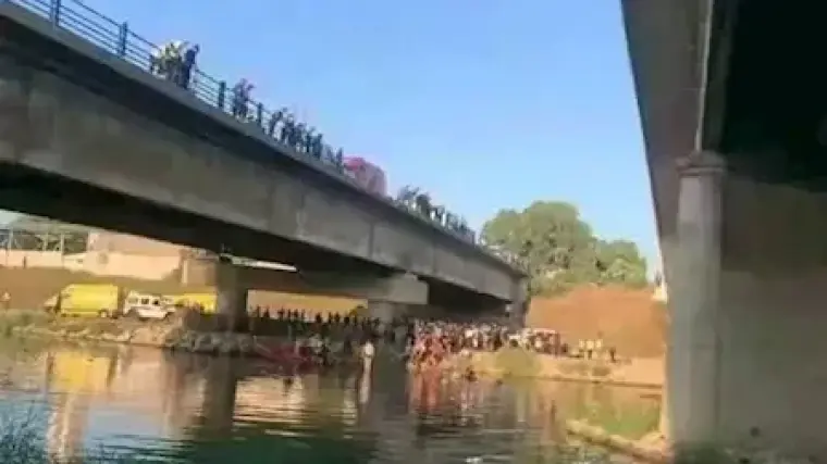 الجزائر