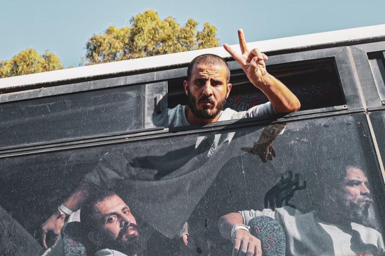 تحرير أسرى (2)