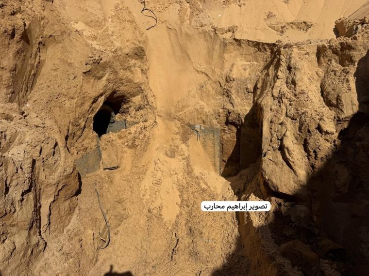 العثور على فتحة نفق في مدينة حمد بخانيونس