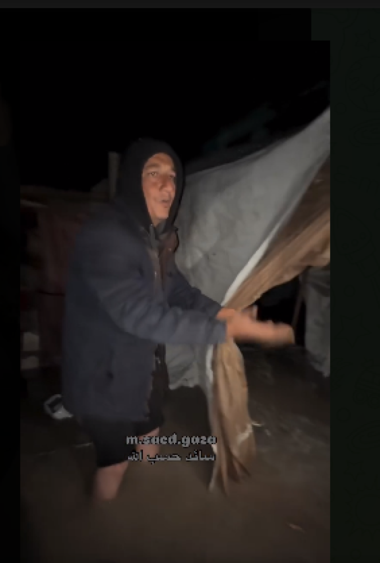 غرق خيام النازحين في غزة.PNG