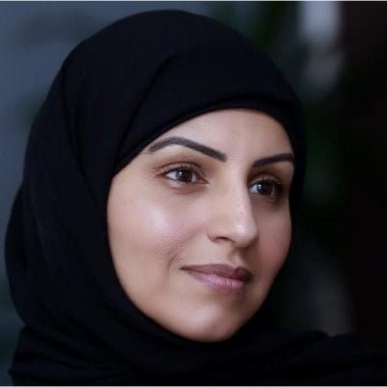 الكاتبة هديل رشاد