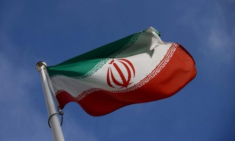 إيران