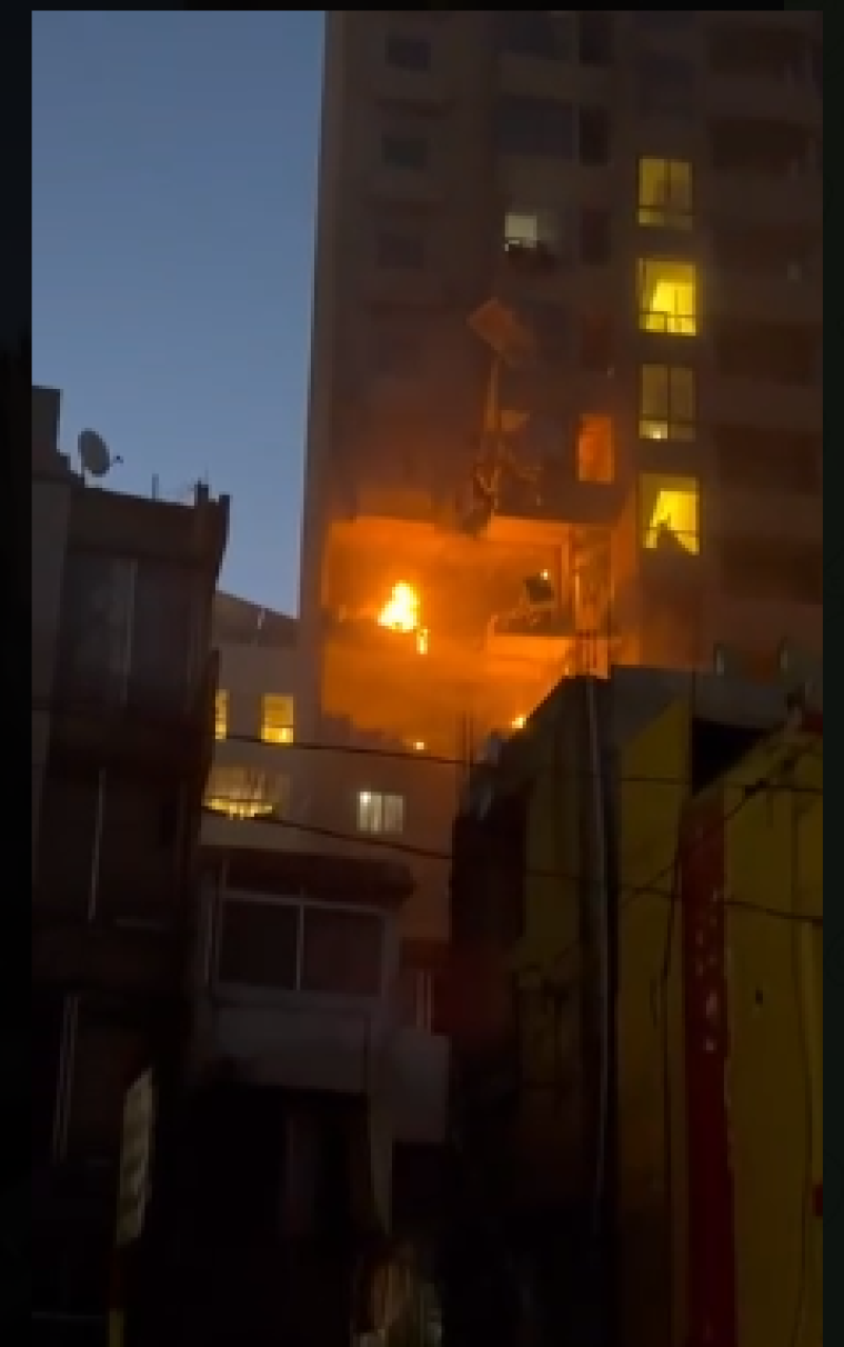 لحظة قصف شقة سكنية في الضاحية الجنوبية.PNG