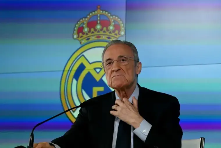 رئيس نادي ريال مدريد فلورنتينو بيريز