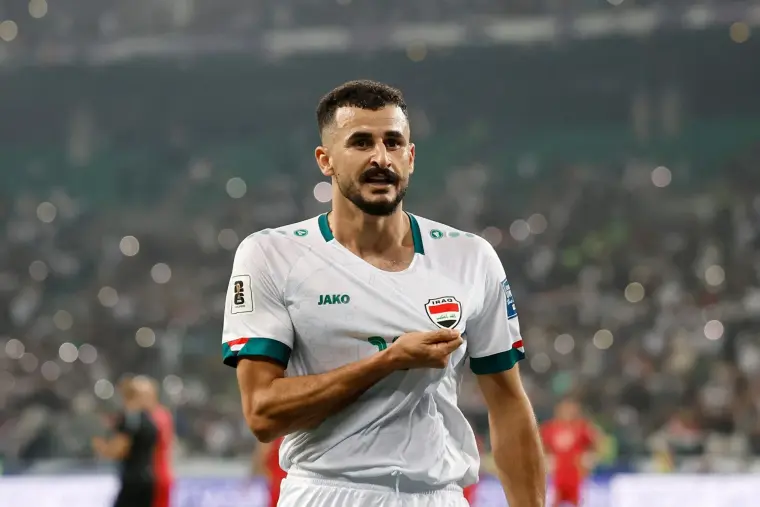 مهاجم المنتخب الوطني ​أيمن حسين