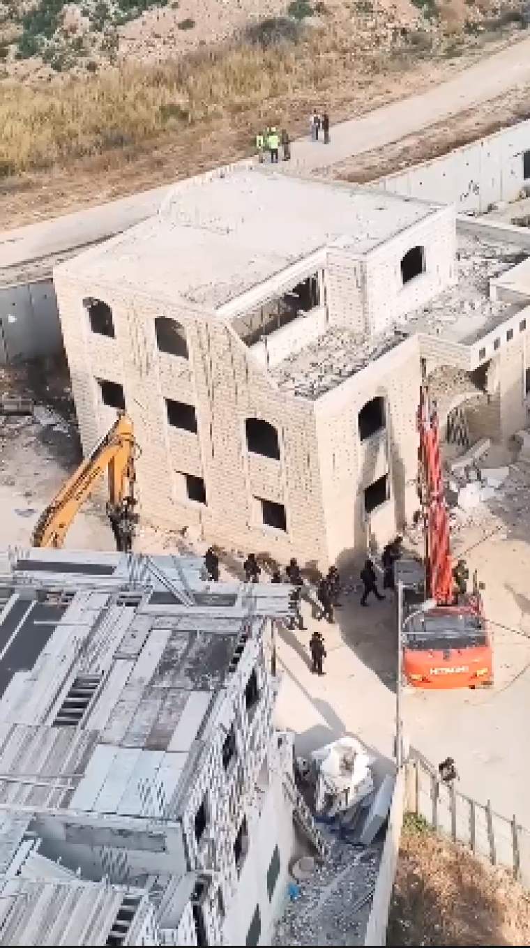 كفر عقب بالقدس.PNG