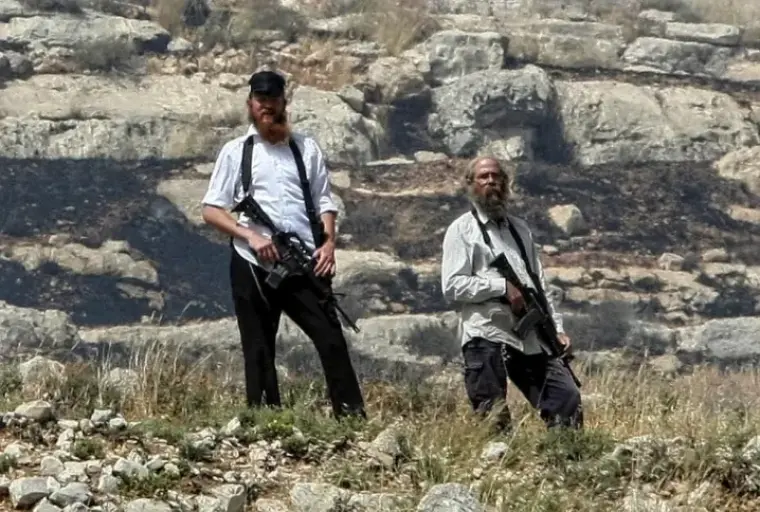 مستوطنون