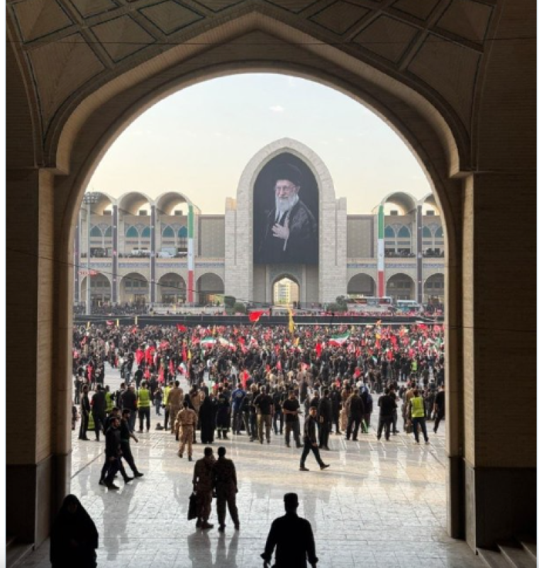 تشييع على خامنئي.PNG