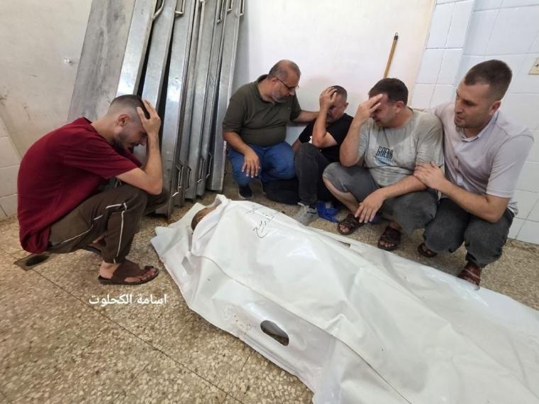 شهيد في دير البلح
