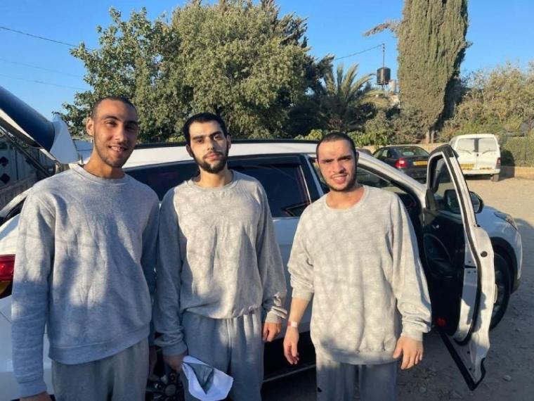 اسرى محررون