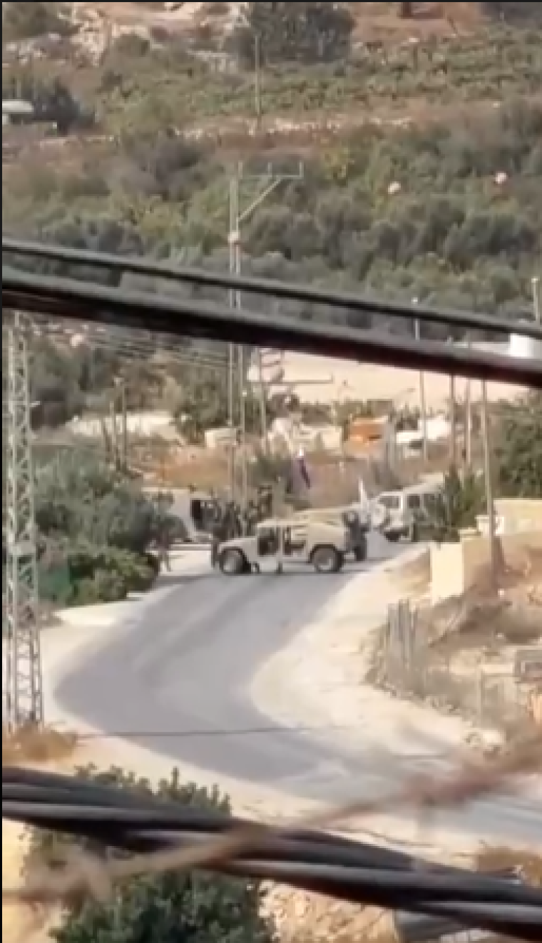 اطلاق نار صوبة مركبة في بني نعيم.PNG