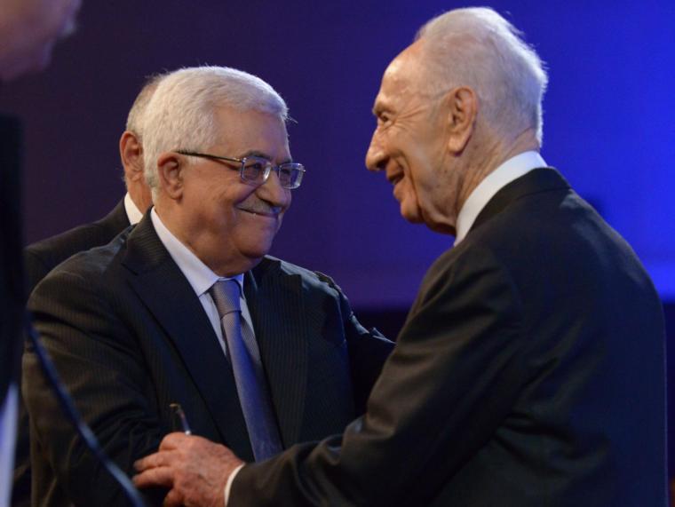 الرئيس عباس والرئيس الإسرائيلي شمعون بيريس