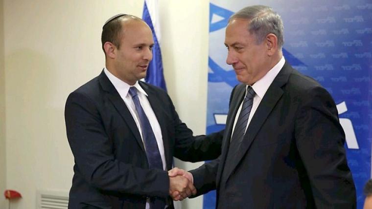 رئيس الوزراء الإسرائيلي بنيامين نتنياهو، ووزير التعليم نفتالي بنيت
