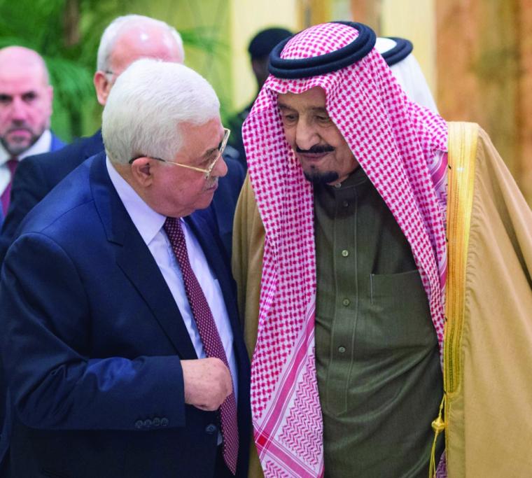 صحيفة بريطانية: سلمان طلب من "عباس" قبول خطة أمريكا للتسوية