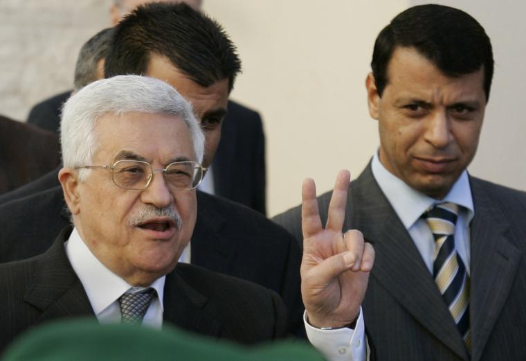 الرئيس محمود عباس ومحمد دحلان