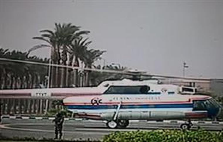 وصول طائرة مبارك للمحكمة