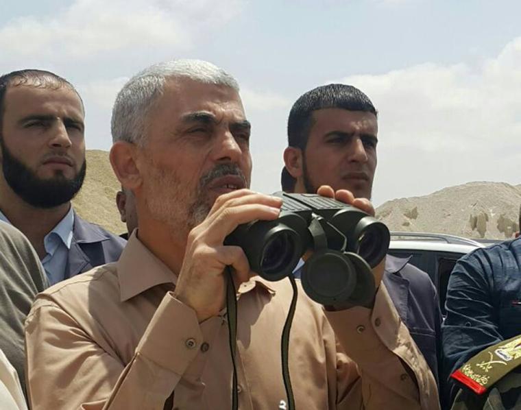  رئيس مكتب حماس السياسيّ في غزّة يحيى السنوار