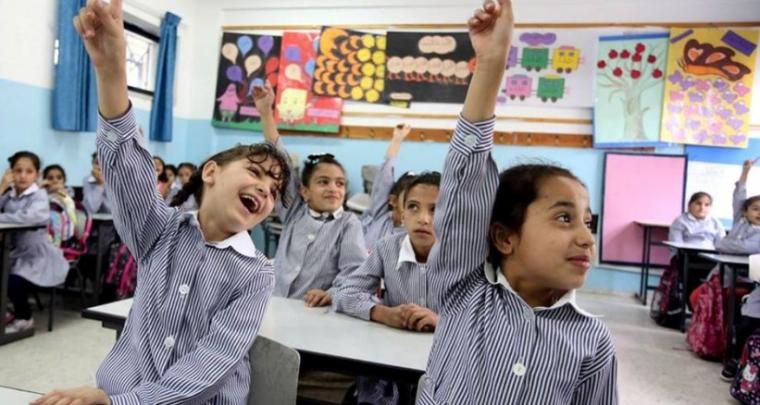 طلبة مدارس الاونروا غزة- صورة من الانترنت