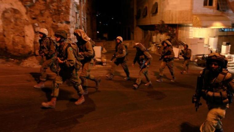قوة إسرائيلية تقتحم مدن فلسطينية في الضفة المحتلة