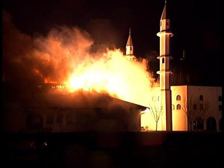 حريق في أحد المساجد (صورة ارشيفية)