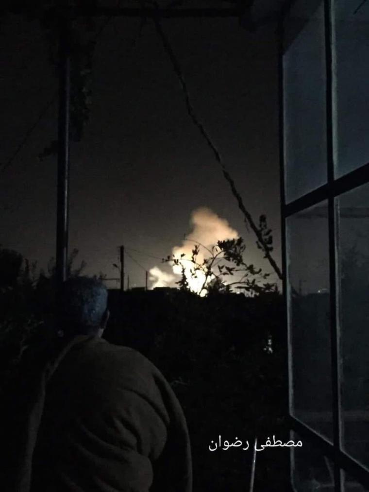 قصف "إسرائيلي" في محيط قرية رويحينة في القنيطرة بسوريا