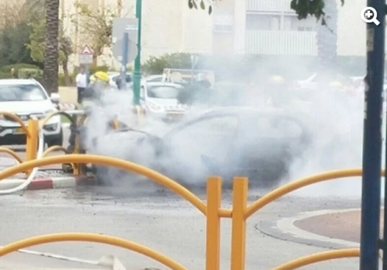جانب من انفجار السيارة في كريات يام