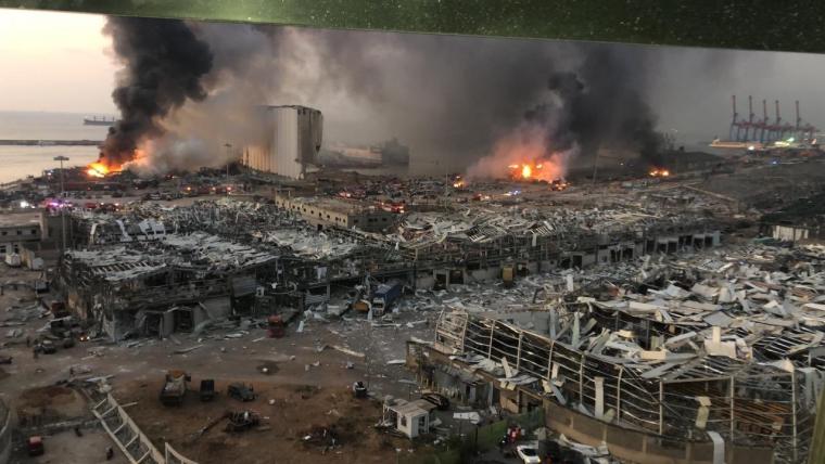 مرفأ بيروت جراء الانفجار الضخـم 