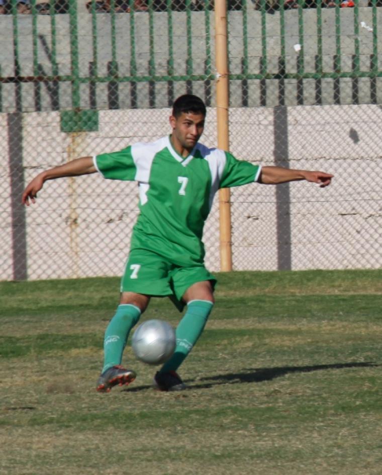 اللاعب علاء عطية نجم نادي اليرموك الأردني