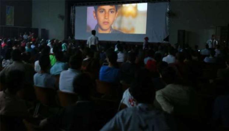 بعد 3 عقود.. أقدم دار للسينما في غزة تستقبل المشاهدين