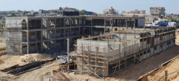 التربية: انطلاق برنامج بناء 100 مدرسة جديدة في غزة