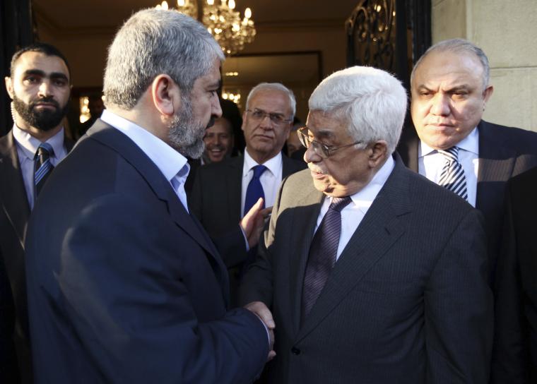 محمود عباس وخالد مشعل