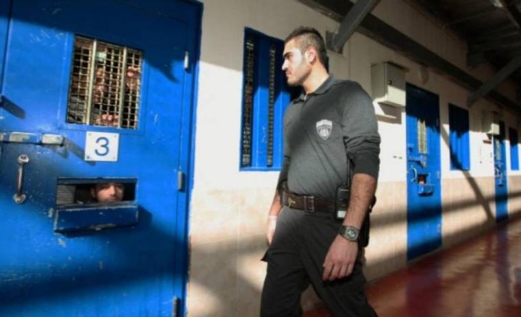 معتقل -سجون الاحتلال