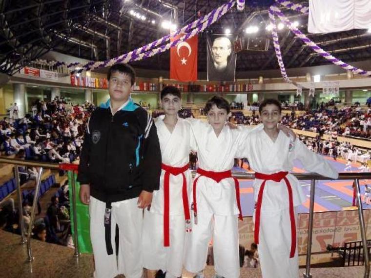 فريق نادي غزة الرياضي في تركيا