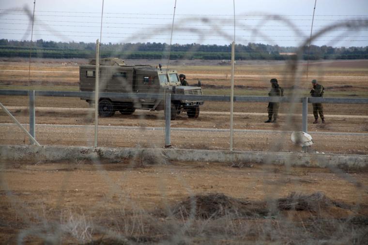 قوات الاحتلال على حدود غزة