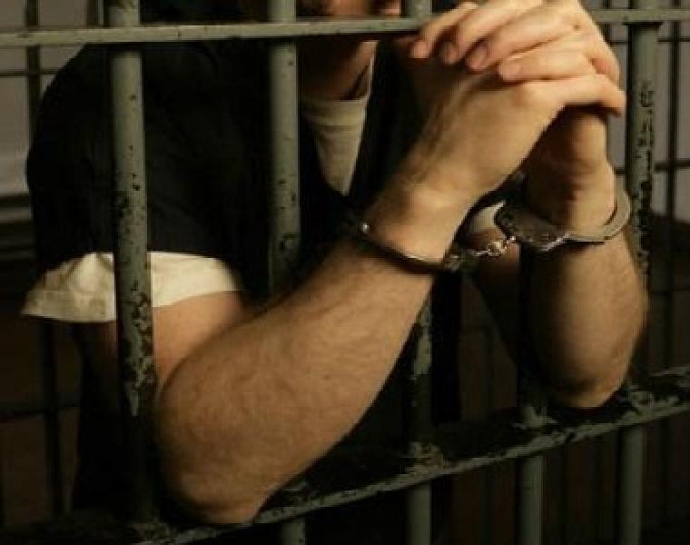 معتقلين بسجون الاحتلال