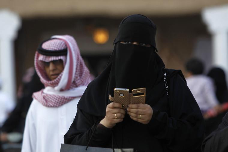 فوز أول امرأة سعودية بمقعد في المجالس البلدية