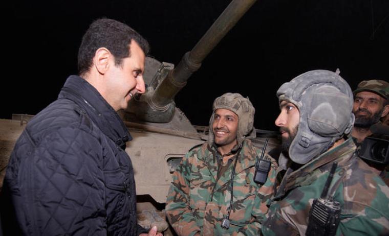 الأسد بين قواته في ليلة رأس السنة