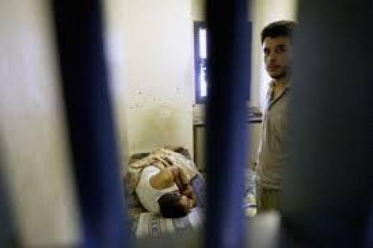 اسرى فلسطينيين داخل سجون الاحتلال (ارشيف)