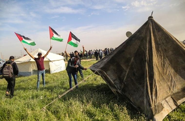 خيام مسيرة العودة على حدود غزة